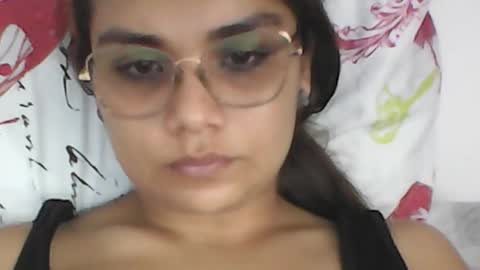 Snapshot of brunette_dan chatting on February 10, 3:35 am norma online show from February 10, 3:35 am