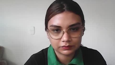 Snapshot of brunette_dan chatting on January 3, 1:02 pm norma online show from January 3, 1:02 pm