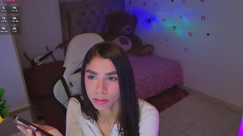 SARAH  online show from March 23, 2:38 am