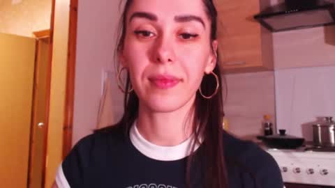 Snapshot of brunettgirl_ chatting on January 21, 3:43 pm Ellis online show from January 21, 3:43 pm