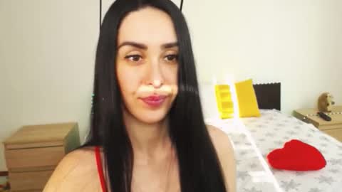 Snapshot of brunettgirl_ chatting on February 10, 8:42 am Ellis online show from February 10, 8:42 am
