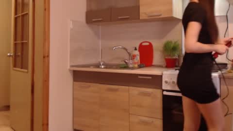 Snapshot of brunettgirl_ chatting on January 31, 6:35 am Ellis online show from January 31, 6:35 am