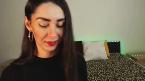 Snapshot of brunettgirl_ chatting on January 25, 7:06 am Ellis online show from January 25, 7:06 am