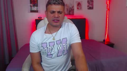 bruno_booss online show from January 10, 5:02 am