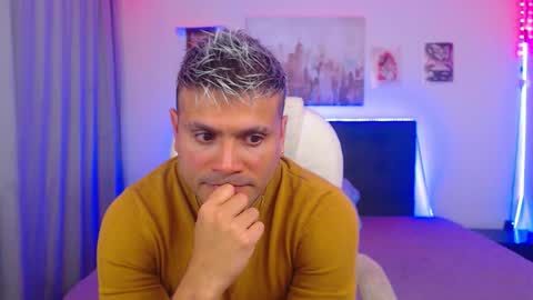 bruno_booss online show from January 11, 5:13 am