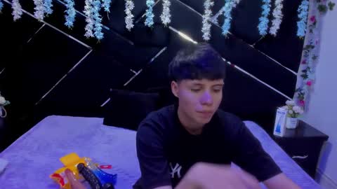 Bruno Cruz online show from February 11, 2:37 am