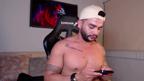 Snapshot of bruno_de_luca chatting on September 11, 2:35 am Bruno online show from September 11, 2:35 am