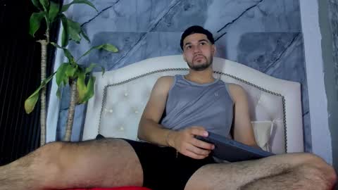 bry_dalton online show from February 12, 5:00 am