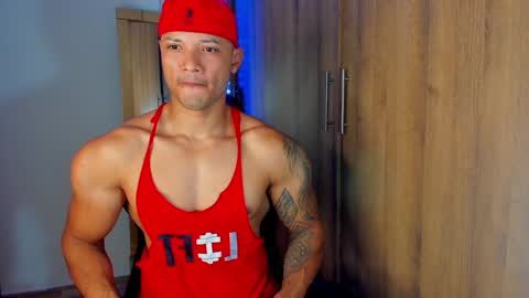 Snapshot of bryan_boy_ chatting on January 18, 12:35 am bryan online show from January 18, 12:35 am