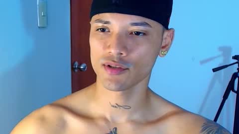 Snapshot of bryan_boy_ chatting on October 8, 5:02 am bryan online show from October 8, 5:02 am