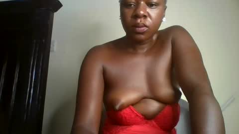 bubblebun_1 online show from June 21, 7:04 am