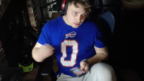 BubblebuttBdn online show from June 1, 3:30 am