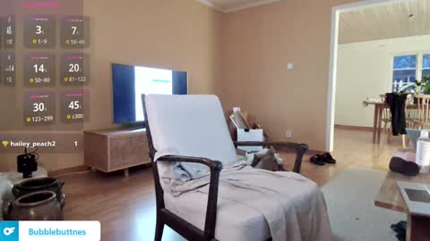 Leeo online show from December 19, 7:07 am