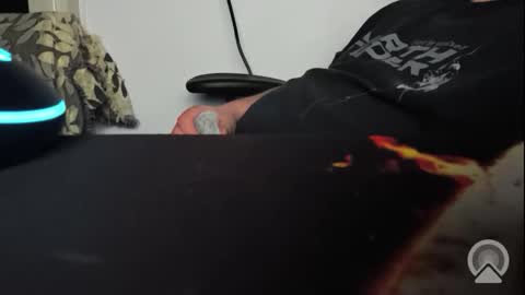 bubbleg13 online show from April 28, 11:42 pm