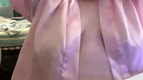 bubblegirl online show from April 13, 10:58 pm