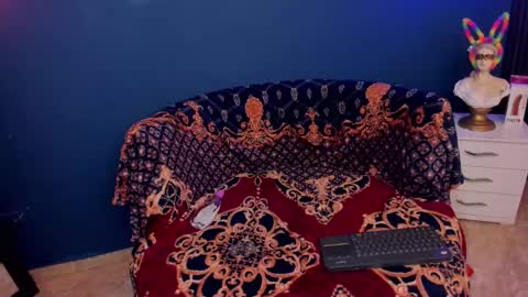 Bublee01 online show from September 16, 8:06 am