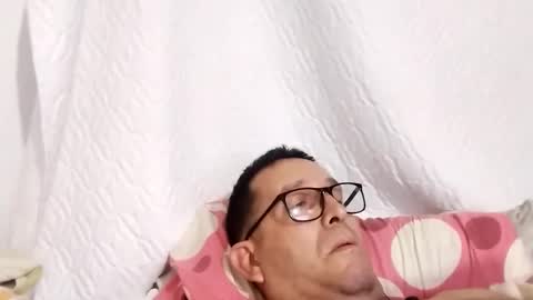 buchs32 online show from December 20, 5:03 am