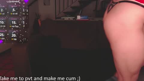 Snapshot of buckwheat_queen chatting on February 26, 7:42 pm Mira online show from February 26, 7:42 pm