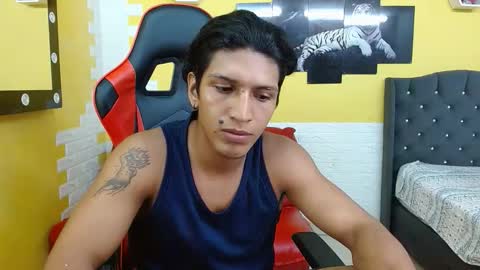 bull_cam online show from December 3, 2:01 am