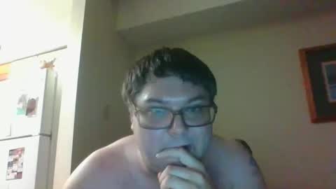 bulldoggie4669 online show from January 11, 1:44 am