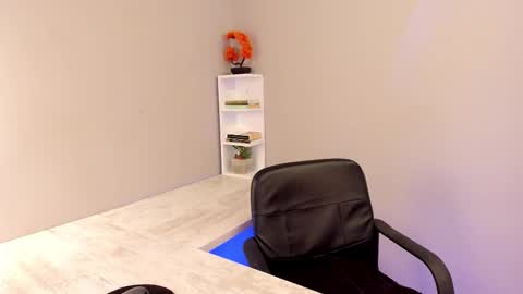 Bulma Bambina online show from November 15, 12:07 pm