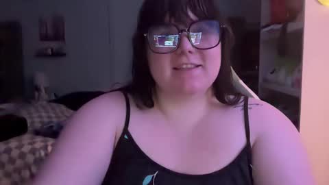 Snapshot of bumblebeebuzzer chatting on February 28, 3:15 am bumblebeebuzzer online show from February 28, 3:15 am
