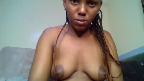 bunnydiva_ online show from November 16, 1:02 pm