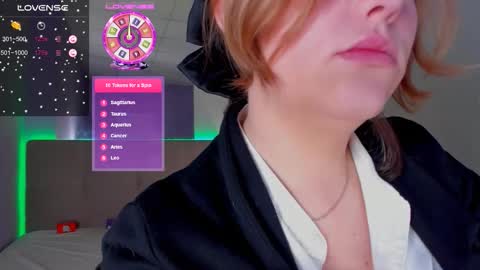 Snapshot of bunnyshows chatting on October 19, 5:34 am BunnyShows online show from October 19, 5:34 am