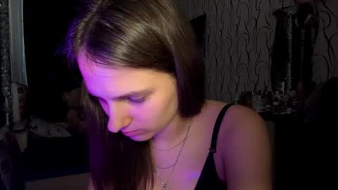 Bella online show from June 19, 9:15 am