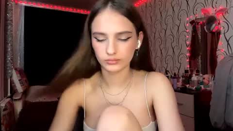 Bella online show from July 2, 11:04 am