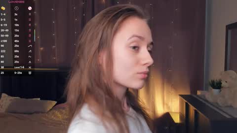 Lizy online show from March 17, 8:36 pm