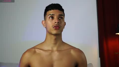 Buster independent model online show from March 7, 12:32 am