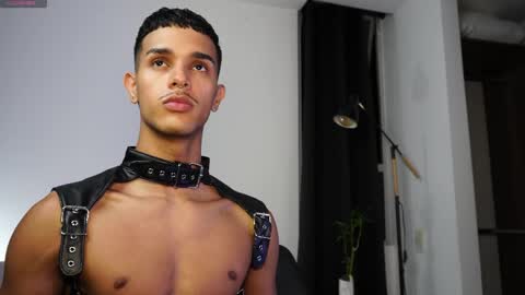 Buster independent model online show from April 5, 12:40 am