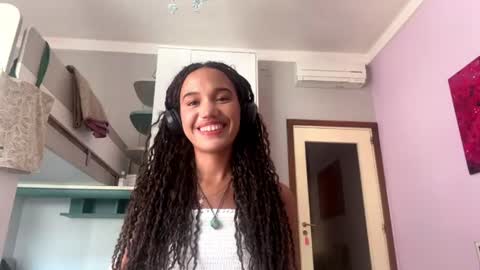 Anna online show from June 20, 2:12 pm
