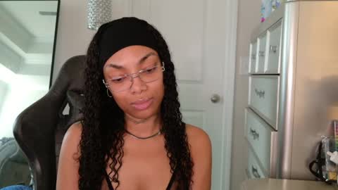 butterfly booty online show from May 21, 5:08 pm