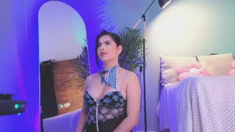 Lia Butterfly  online show from July 26, 12:25 pm