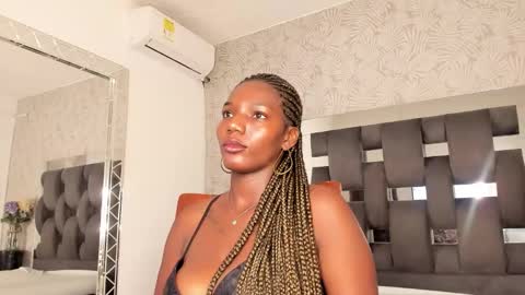 Butterfly online show from February 3, 1:37 pm