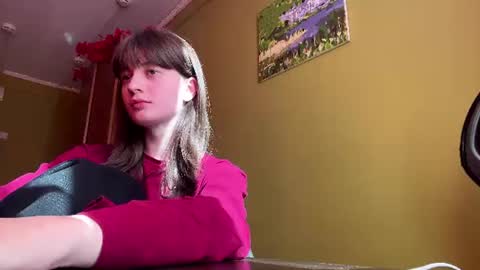 butyhoi online show from June 21, 2:34 pm