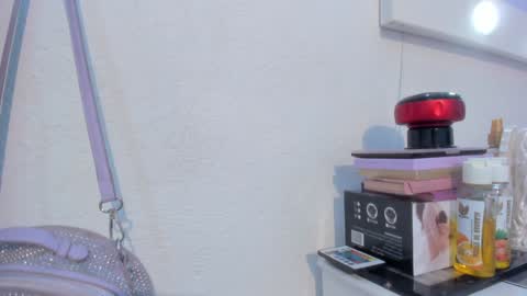 Snapshot of byanca_winklar chatting on December 2, 8:50 pm online show from December 2, 8:50 pm