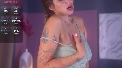 Kira online show from October 8, 3:40 pm