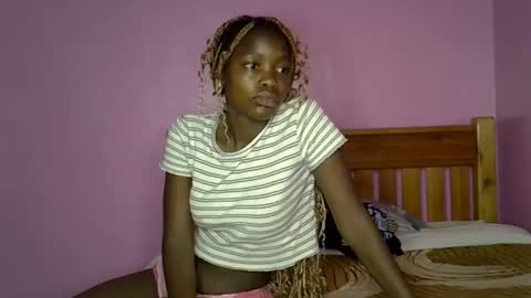 C--trish online show from December 1, 1:25 am