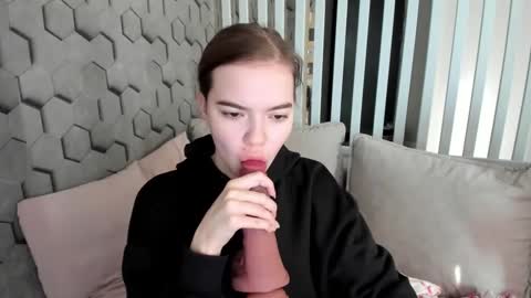 Lita online show from February 26, 5:33 am