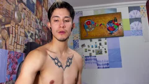 cafecitoo_ online show from March 11, 11:41 pm