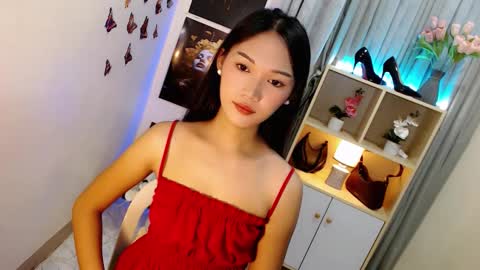 Snapshot of caitlin_x chatting on October 6, 7:53 pm caitlin online show from October 6, 7:53 pm