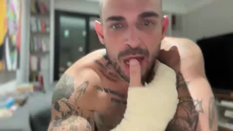 CaliforniaBrazilian online show from April 4, 7:37 am