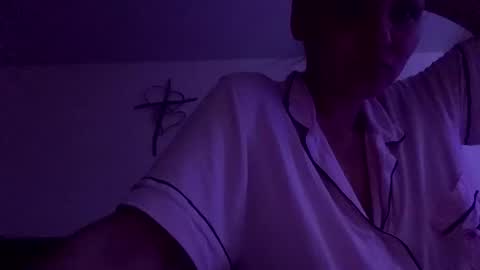 calishop1 online show from February 9, 3:34 pm