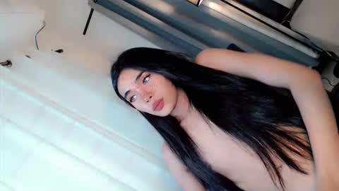 call_me_nina online show from June 5, 6:52 am