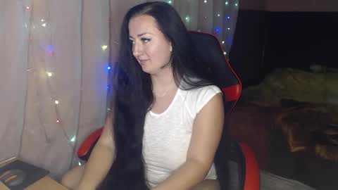 Shaya online show from November 28, 4:58 pm