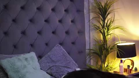  Callie  online show from March 4, 12:18 am