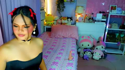 Mia online show from February 4, 6:50 am